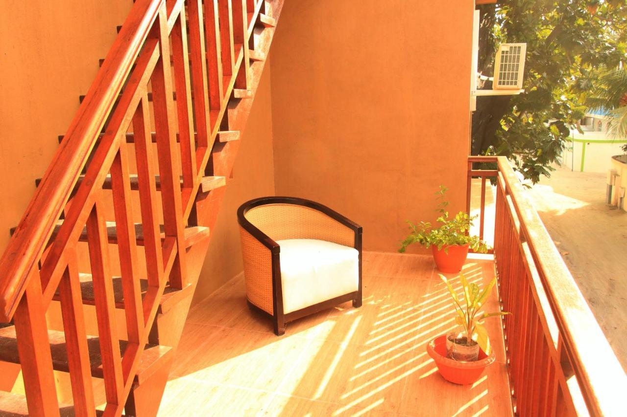 Muraka Inn Thoddoo Exterior photo