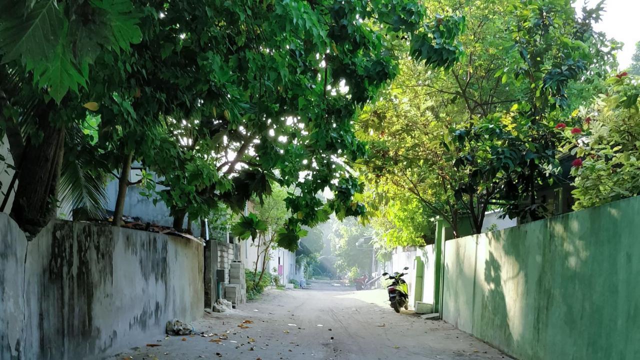 Muraka Inn Thoddoo Exterior photo
